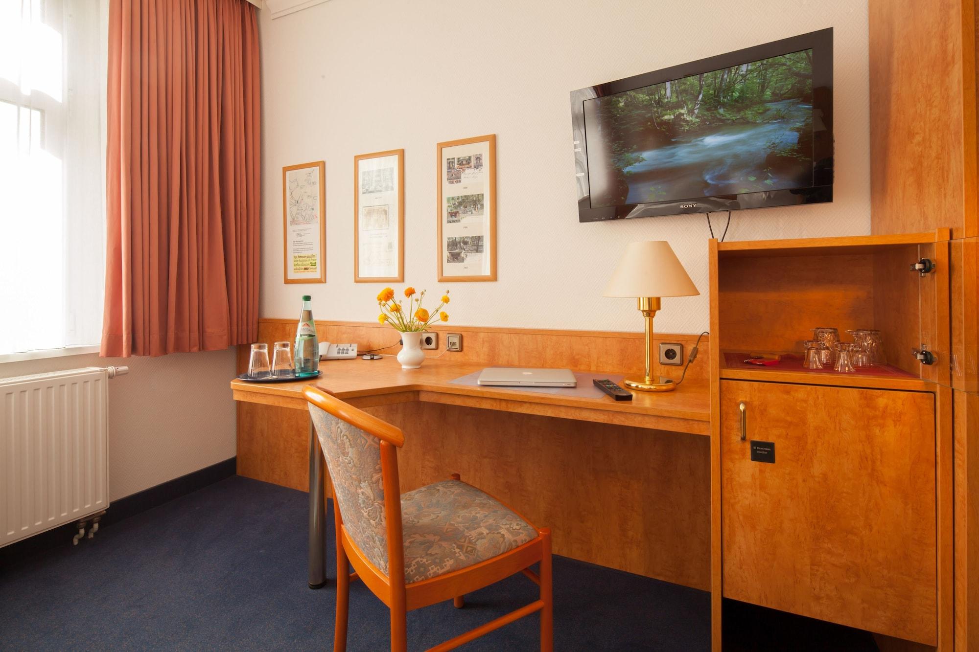 Hotel Kastanienhof Berlin Bagian luar foto