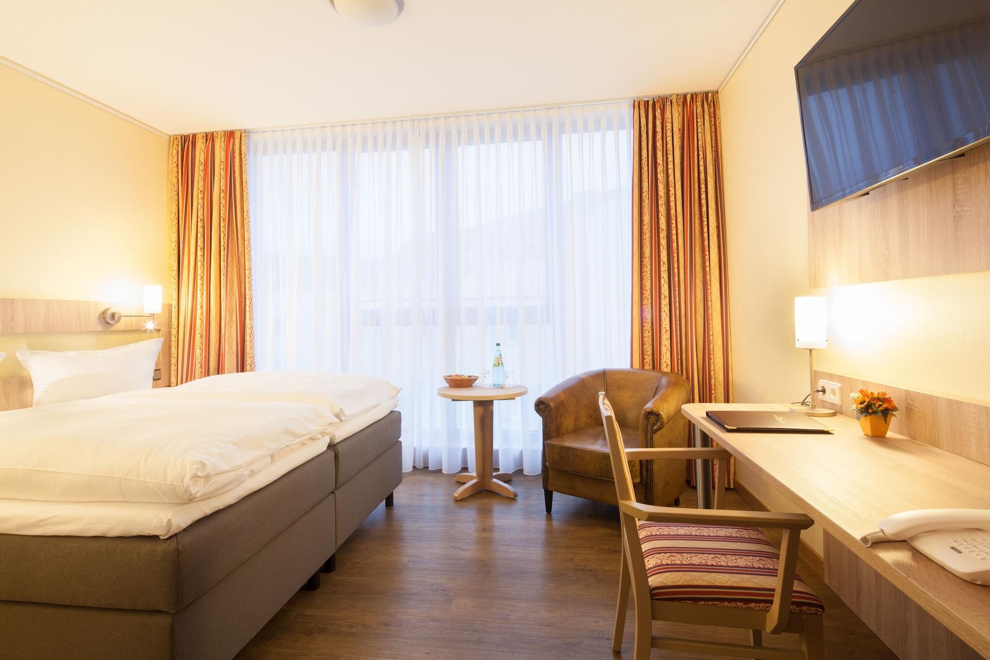 Hotel Kastanienhof Berlin Bagian luar foto