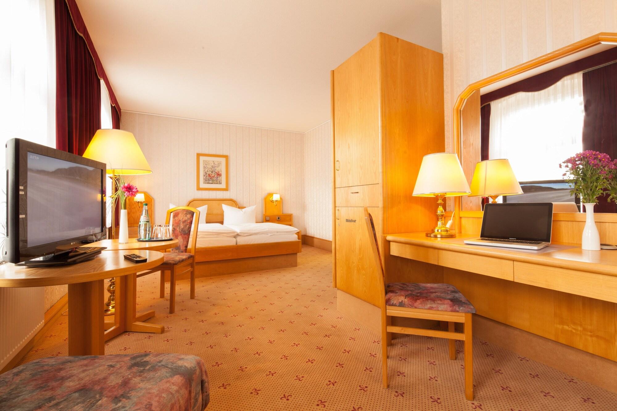 Hotel Kastanienhof Berlin Bagian luar foto