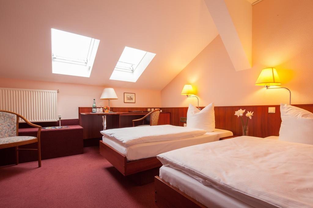 Hotel Kastanienhof Berlin Bagian luar foto