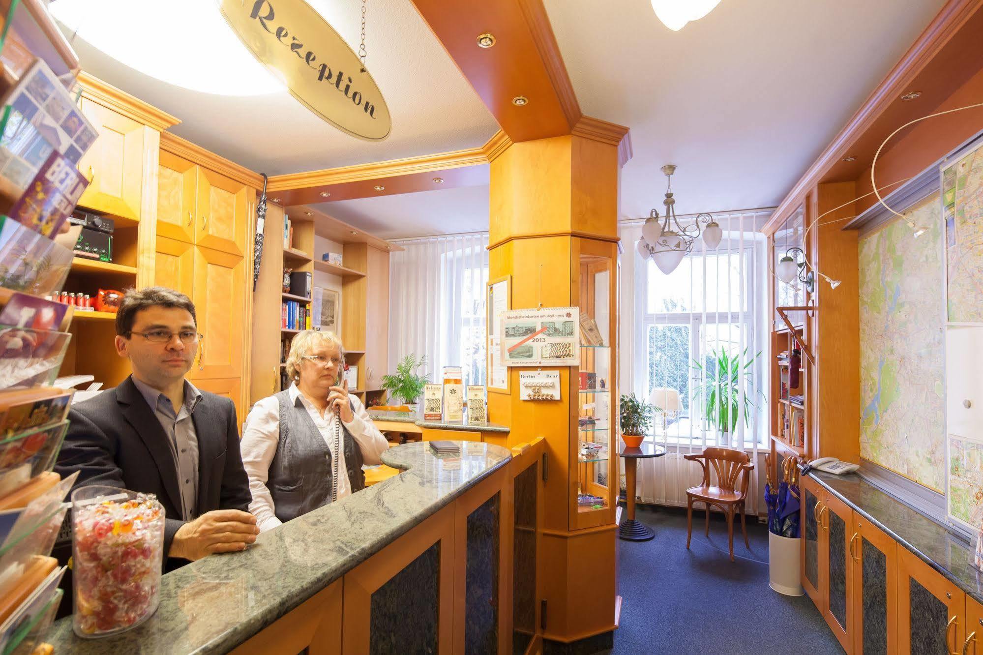 Hotel Kastanienhof Berlin Bagian luar foto
